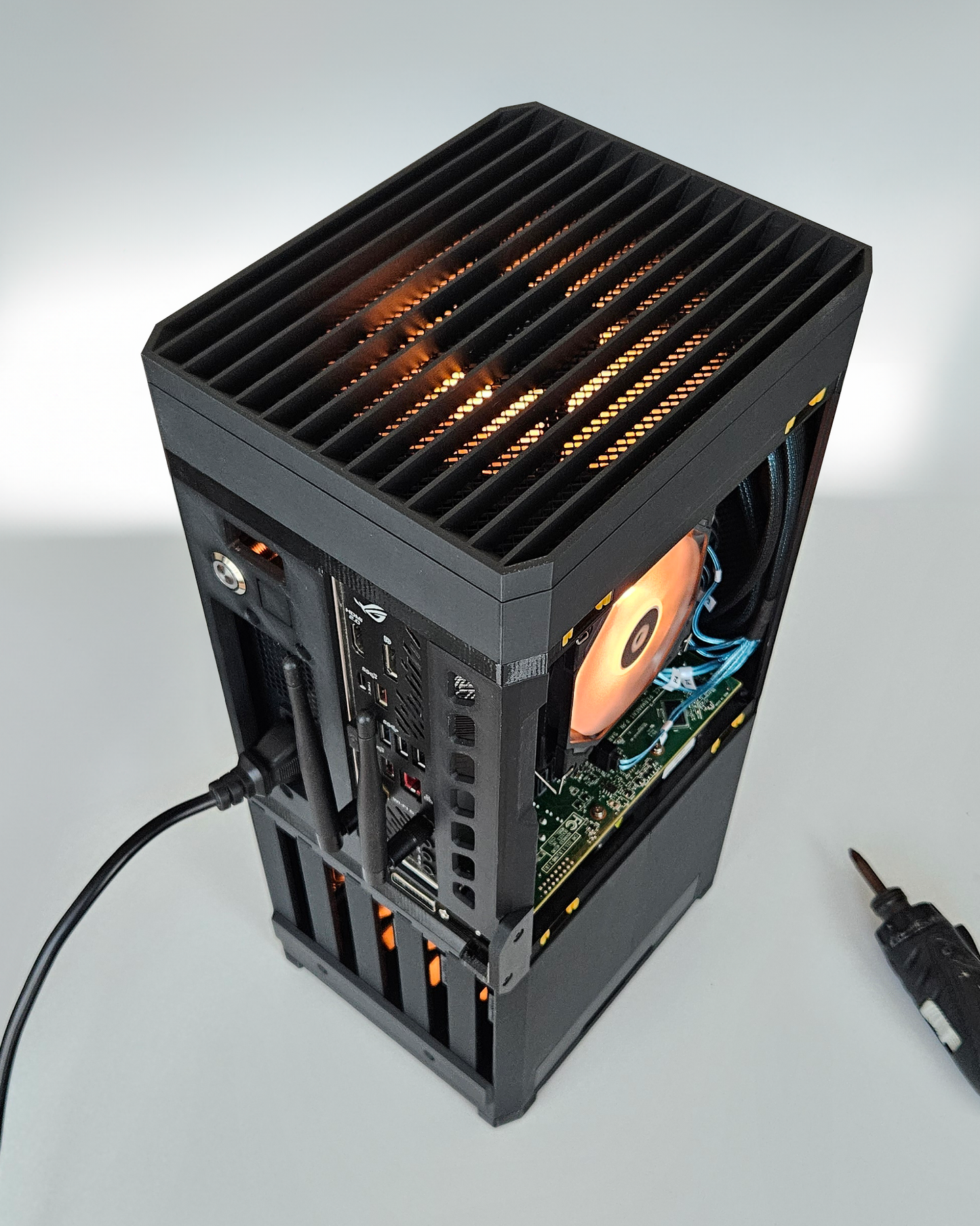 MASS - Stackable NAS ITX Enclosure